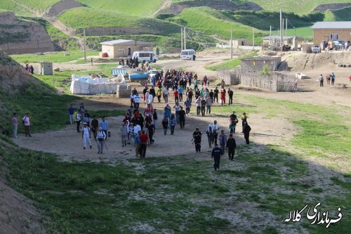 پیاده روی خانوادگی شهروندان کلاله ای به سمت بقعه حضرت خالد نبی (ع) برگزار شد