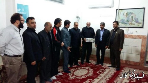 دیدار فرماندار و اعضای شورای شهر با خانواده شهید برادران