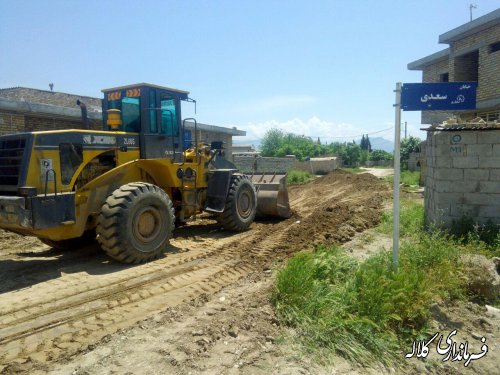 آغاز عملیات اجرایی خاکبرداری و زیرسازی آسفالت خیابان های روستای مالای شیخ غراوی