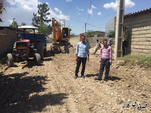 شروع پروژه  شن ریزی وزیرسازی معابر روستای فرید بخش مرکزی