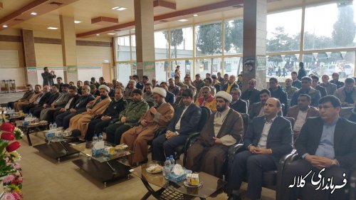 مراسم نمادین استقبال از ورود حضرت امام (ره) در فرودگاه های کلاله و گرگان استان برگزار شد