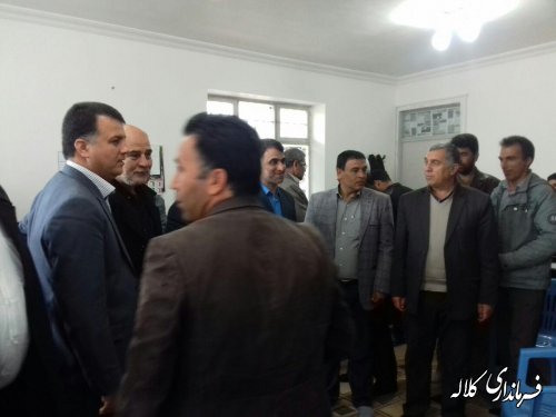 بازدید اعضای هیات اجرایی بخش مرکزی از روند ثبت نام داوطلبین شوراهای اسلامی