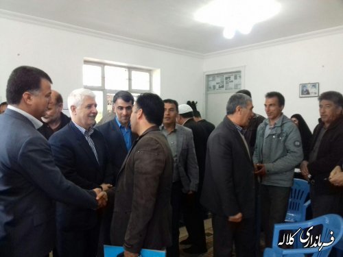 بازدید اعضای هیات اجرایی بخش مرکزی از روند ثبت نام داوطلبین شوراهای اسلامی