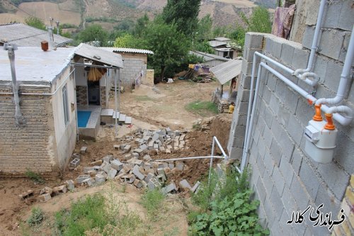 بازدید بخشدار پیشکمر از حادثه دیدگان  بارش باران روستای خوجه یاپاقی