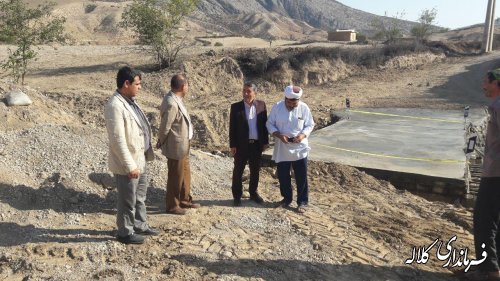 بازدید بخشدار پیشکمر از ساخت پل روستای یل چشمه علیا