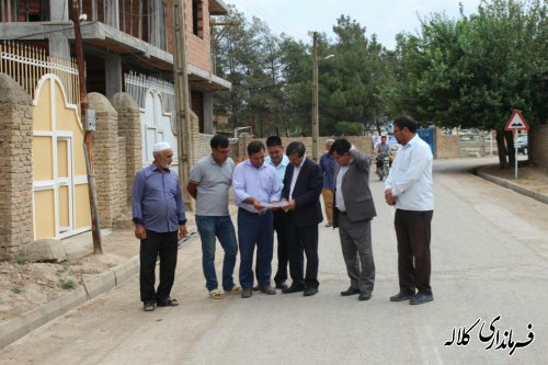 بازدید میدانی فرماندار کلاله از شروع عملیات پیاده رو سازی روستای گوگجه