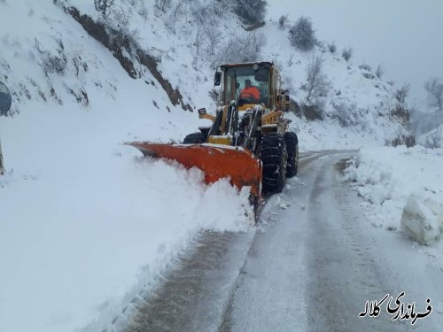 برف در کلاله فقط یک جاده روستایی را بسته است